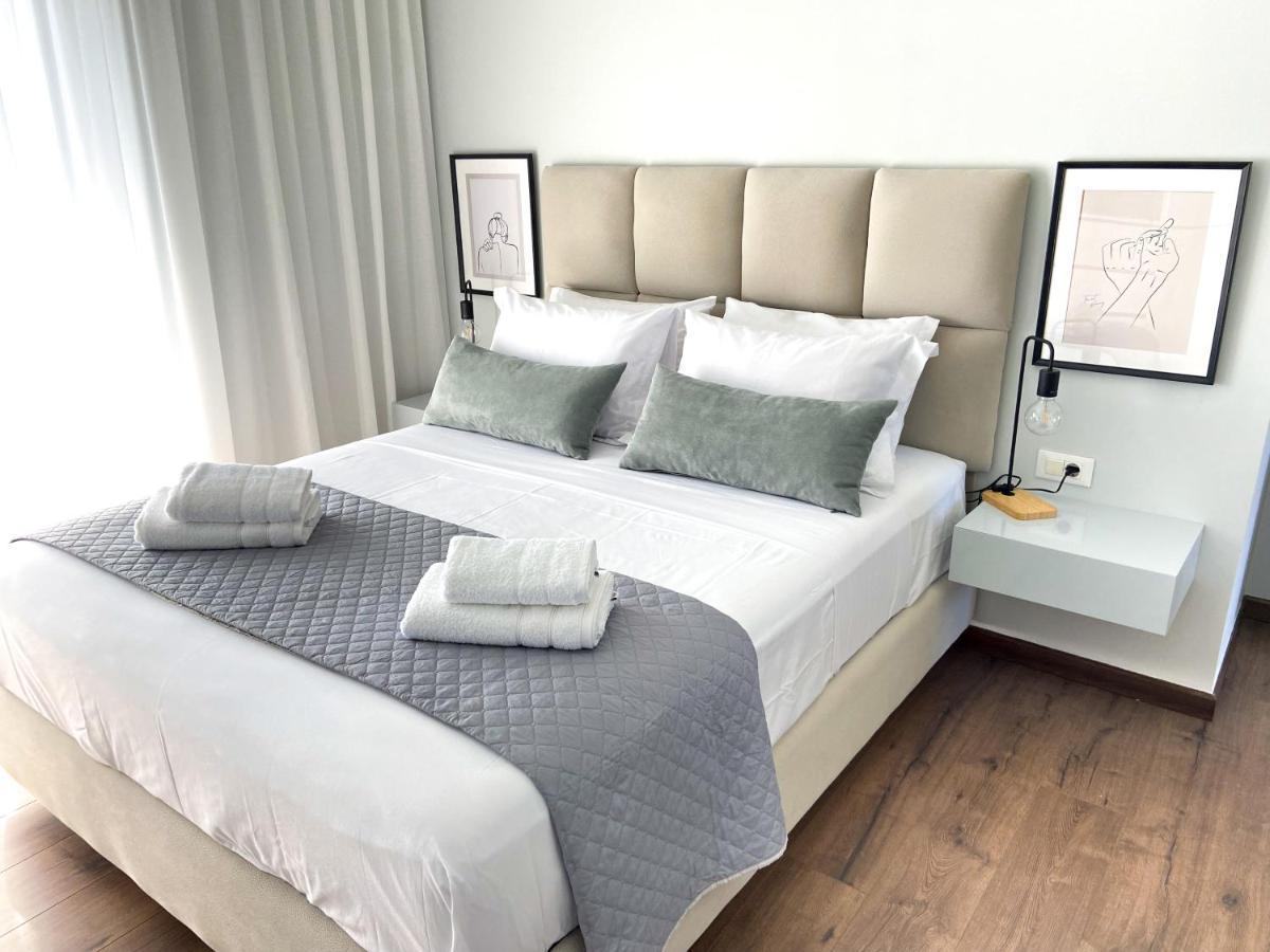 Simplycity Homestay Apartments Kremastí Esterno foto